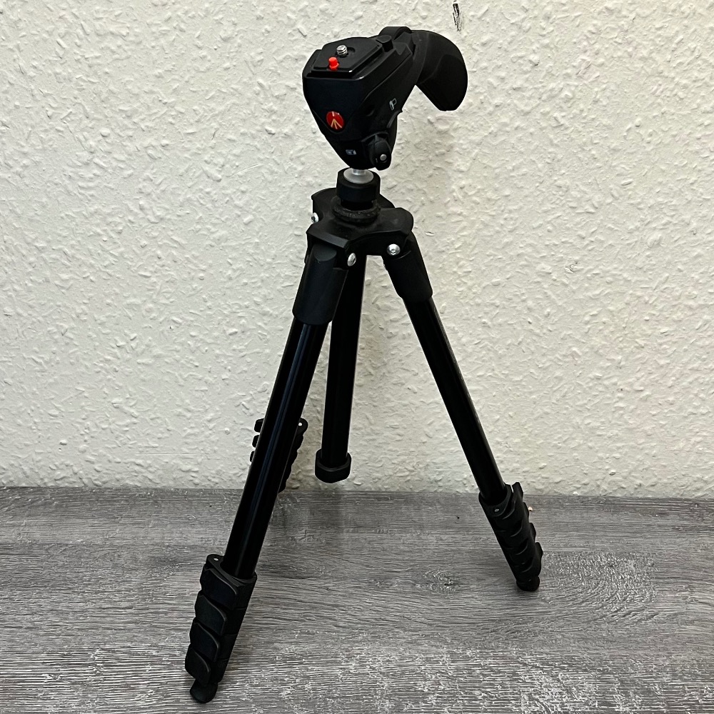 MANFROTTO MKC3H01 COMPACT TRIPOD Own4Less
